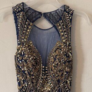 PROM Stylish blue and sequined dress! Size S (2-4)